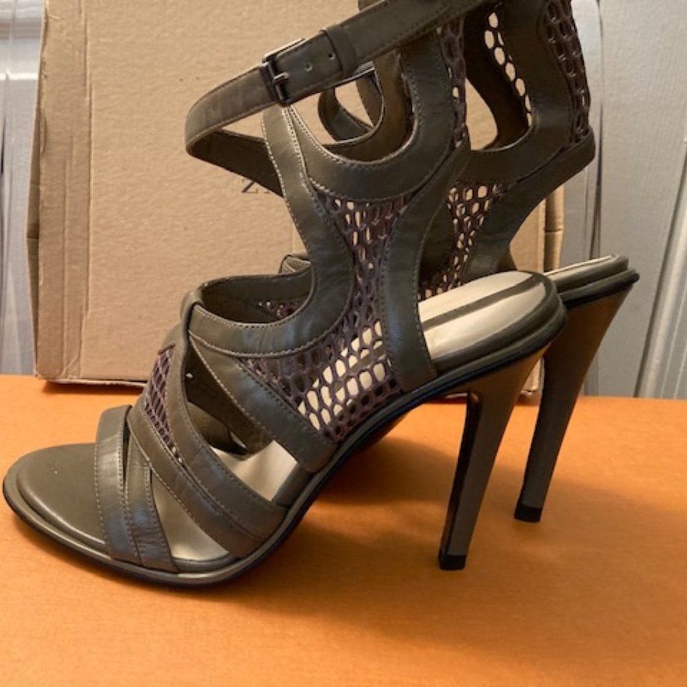 Zara Olive Green Heels Gem